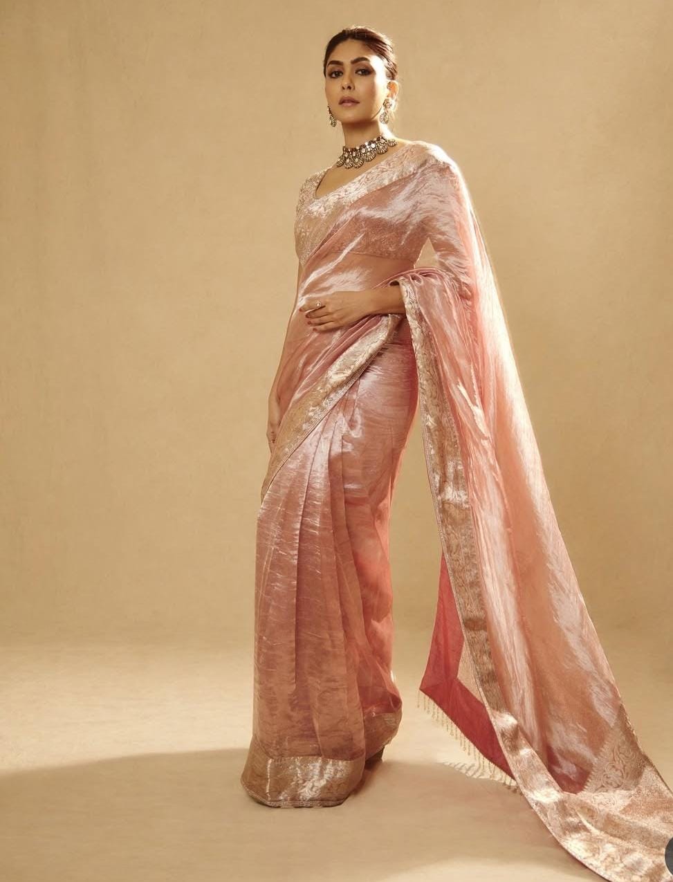 Dhruvi Panchal celebrity look